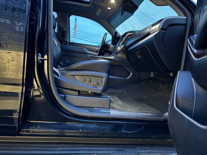 2017 GMC Yukon XL SLT