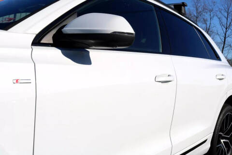 2020 Audi Q8 quattro Premium Plus 55 TFSI