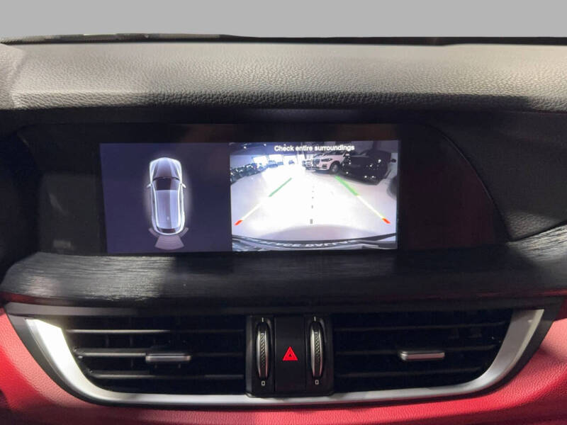 2020 Alfa Romeo Stelvio Sport