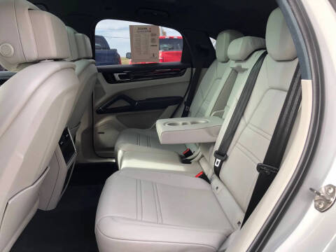 2022 Porsche Cayenne