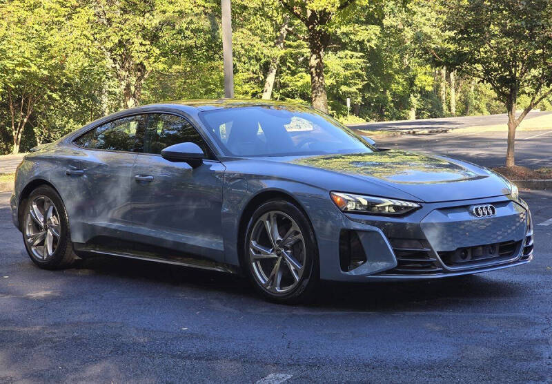 2023 Audi e-tron GT quattro Premium Plus