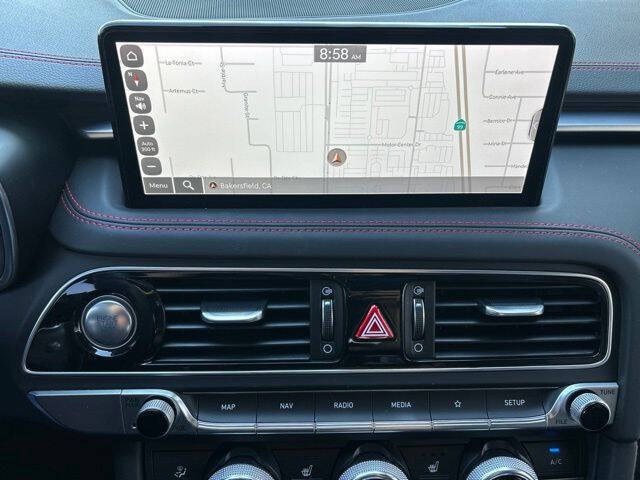 2023 Genesis G70