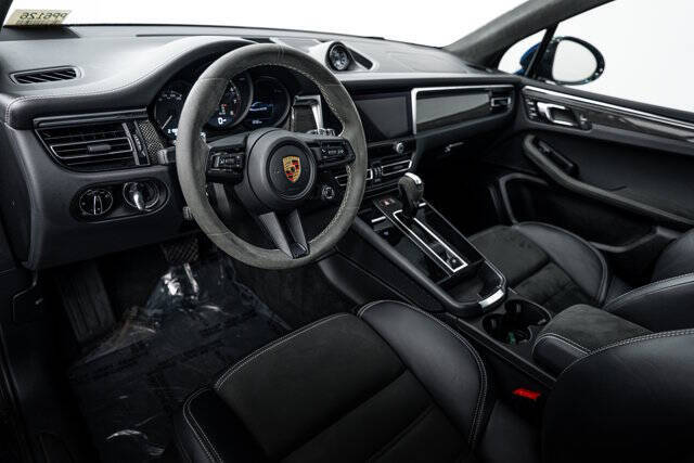 2024 Porsche Macan GTS