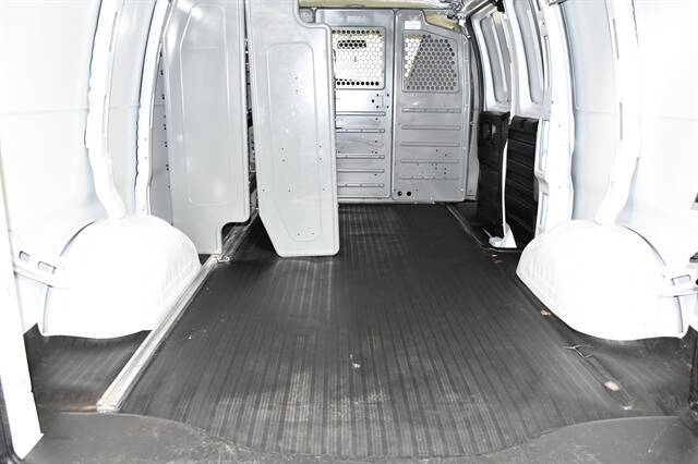 2020 Chevrolet Express 2500