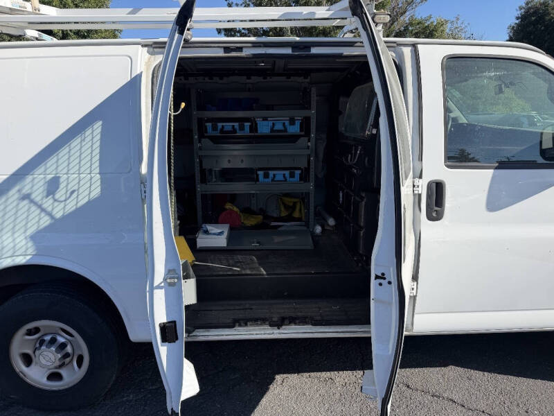 2018 Chevrolet Express 2500