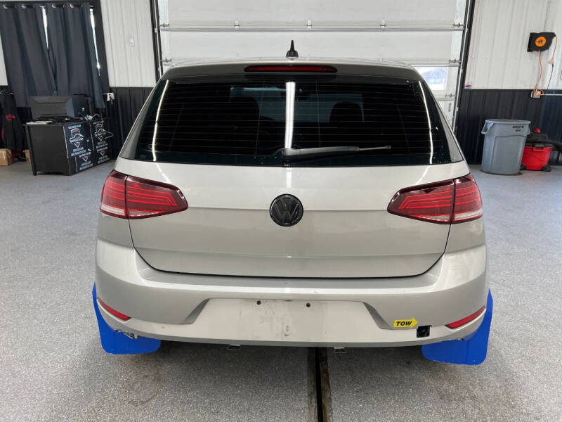 2020 Volkswagen Golf TSI