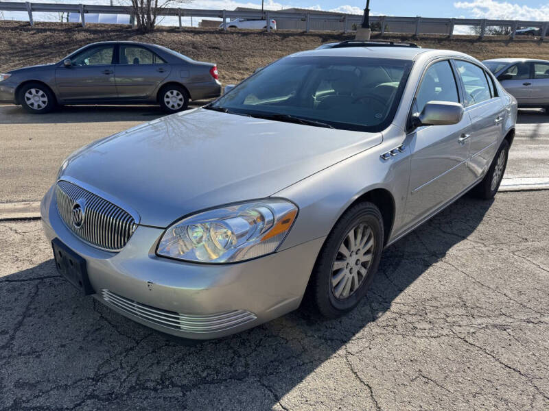 2007 Buick Lucerne for sale at AUTOSAVIN in Villa Park IL