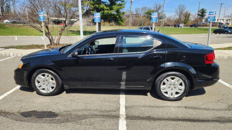 2012 Dodge Avenger SE