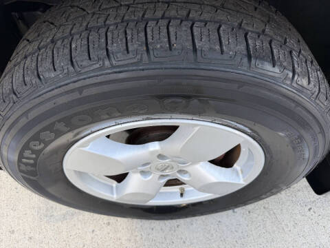 2005 Nissan Frontier LE
