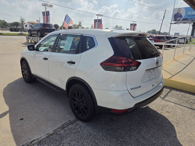2020 Nissan Rogue S