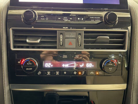 2024 Infiniti QX80 Premium Select