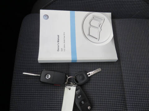 2014 Volkswagen Golf 2.5L PZEV