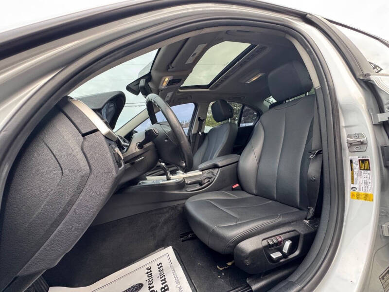 2016 BMW 3 Series 320i