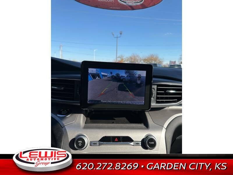 2021 Ford Explorer for sale at Lewis Chevrolet of Garden City in Garden City, KS