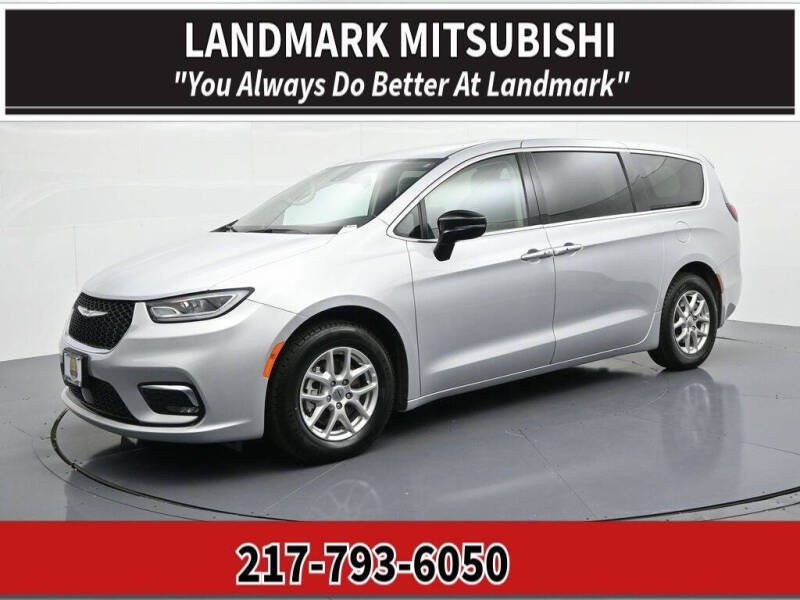 2024 Chrysler Pacifica Touring L
