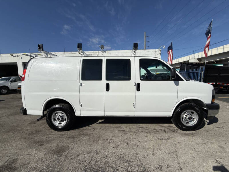 2020 GMC Savana 2500