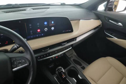 2024 Cadillac XT4 Luxury