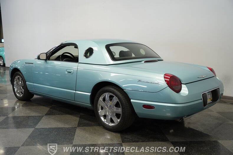 2002 Ford Thunderbird Deluxe