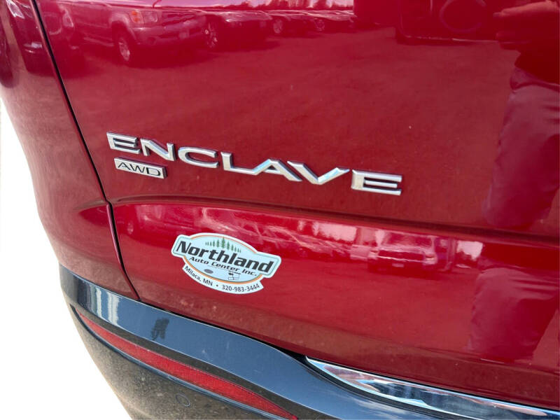 2023 Buick Enclave Essence