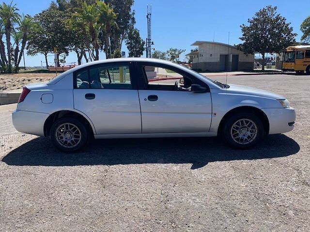 2004 Saturn Ion 1