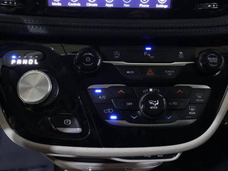 2020 Chrysler Pacifica Limited