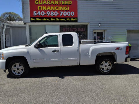 2011 Chevrolet Silverado 1500 for sale at IKE'S AUTO SALES in Pulaski VA