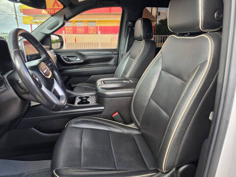 2021 GMC Yukon SLT