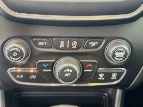 2022 Jeep Cherokee X