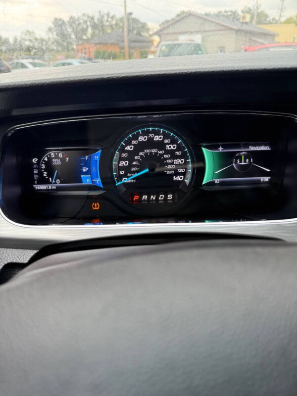 2013 Ford Taurus SEL