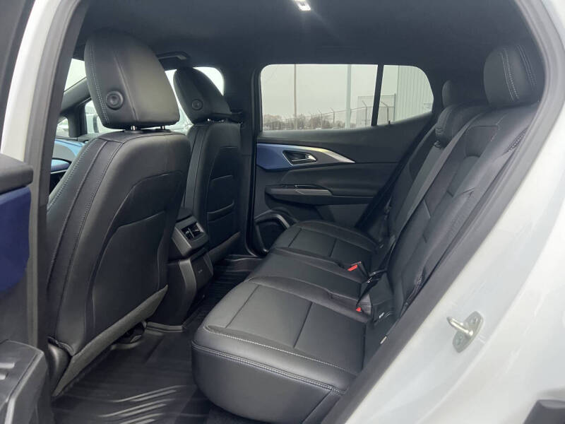 2026 Chevrolet Equinox EV LT 2