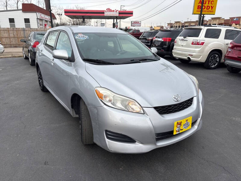 2009 Toyota Matrix Base photo 2