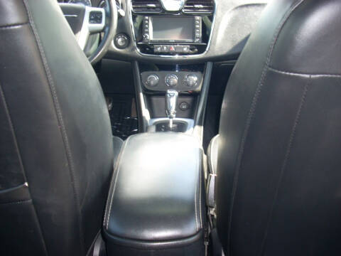 2012 Chrysler 200 Limited