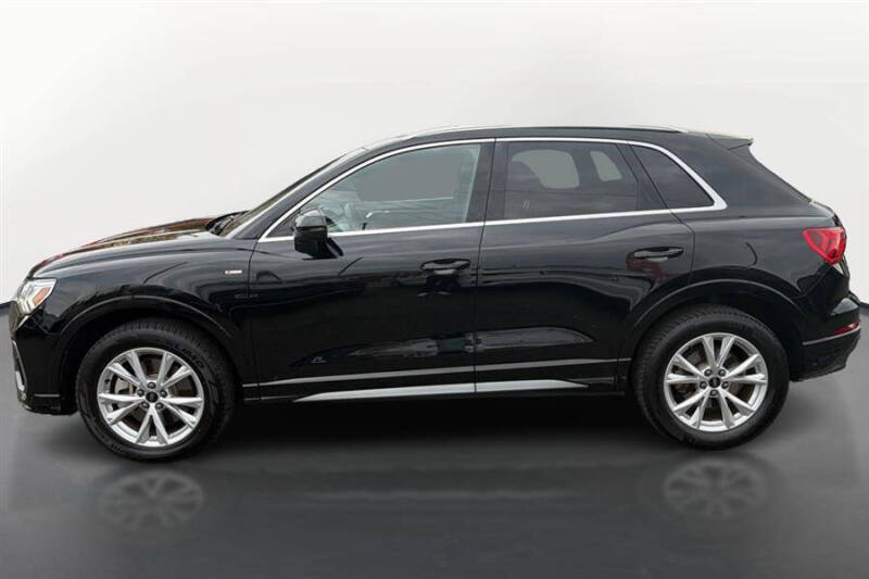 2024 Audi Q3 quattro S line Premium 45 TFSI