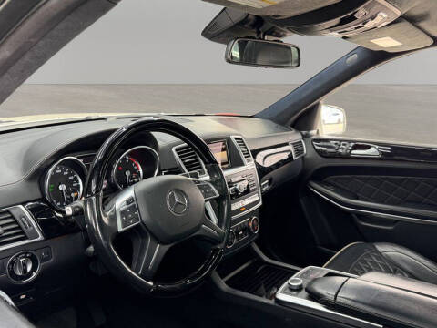 2015 Mercedes-Benz GL-Class GL 550 4MATIC