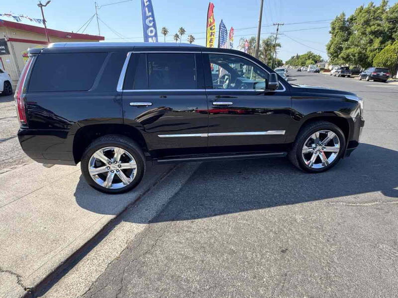 2016 Cadillac Escalade Platinum