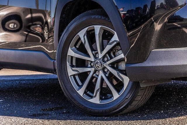 2022 Toyota Corolla Cross XLE