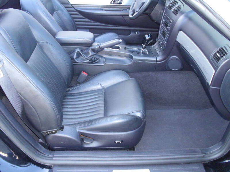 2004 Ford Thunderbird Deluxe