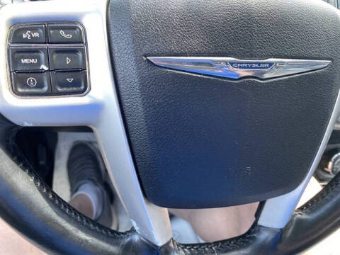 2013 Chrysler 200 Touring