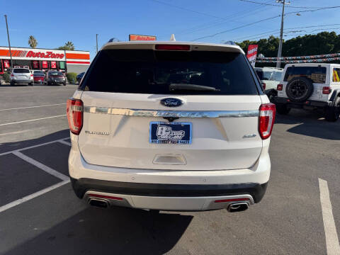 2017 Ford Explorer Platinum