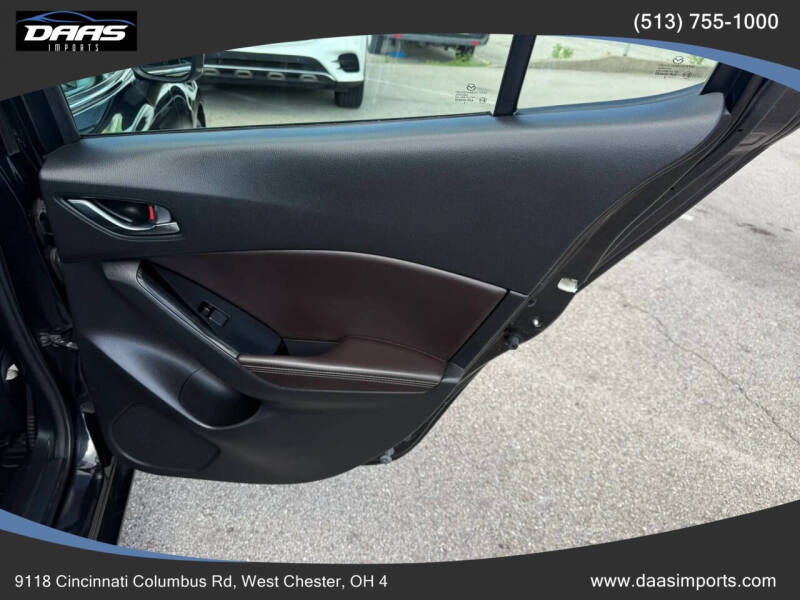 2018 Mazda MAZDA3 Touring