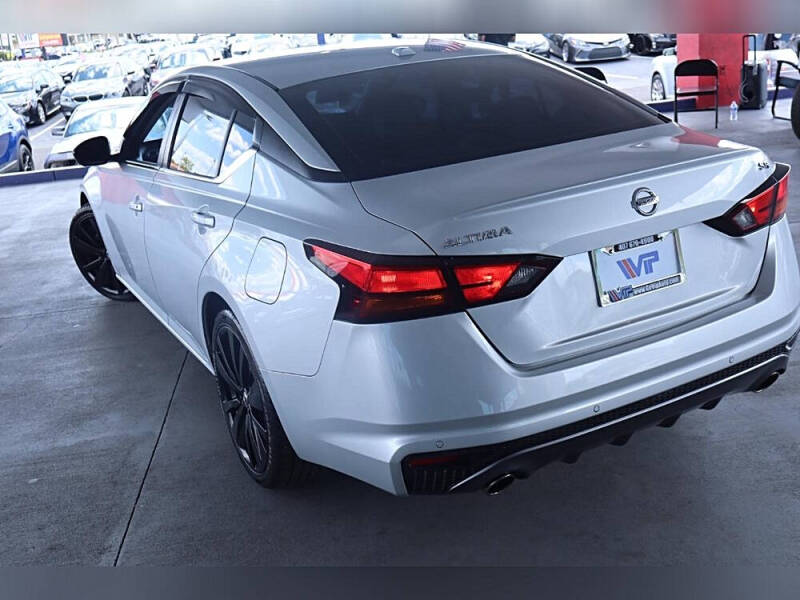 2021 Nissan Altima 2.5 SR