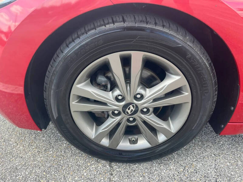 2018 Hyundai Elantra