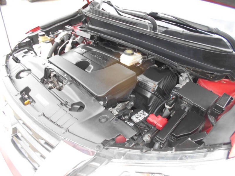 2020 Nissan Pathfinder SV