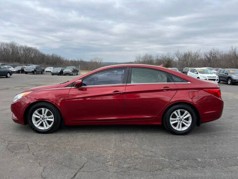 2011 Hyundai Sonata for sale at CARS PLUS CREDIT in Independence MO