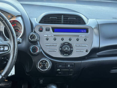 2011 Honda Fit Sport