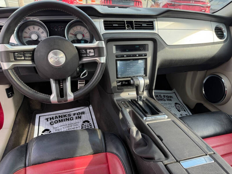 2010 Ford Mustang V6