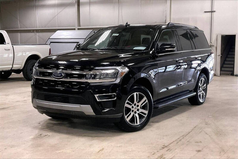 Used 2024 Ford Expedition Limited with VIN 1FMJU2A80REA35965 for sale in Montevideo, Minnesota