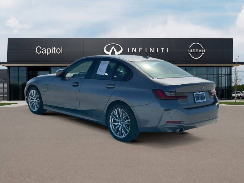 2023 BMW 3 Series 330e