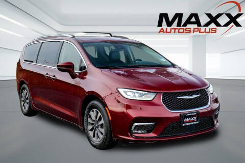 2021 Chrysler Pacifica for sale at Maxx Autos Plus in Puyallup WA