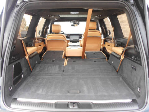 2023 Jeep Grand Wagoneer Series III